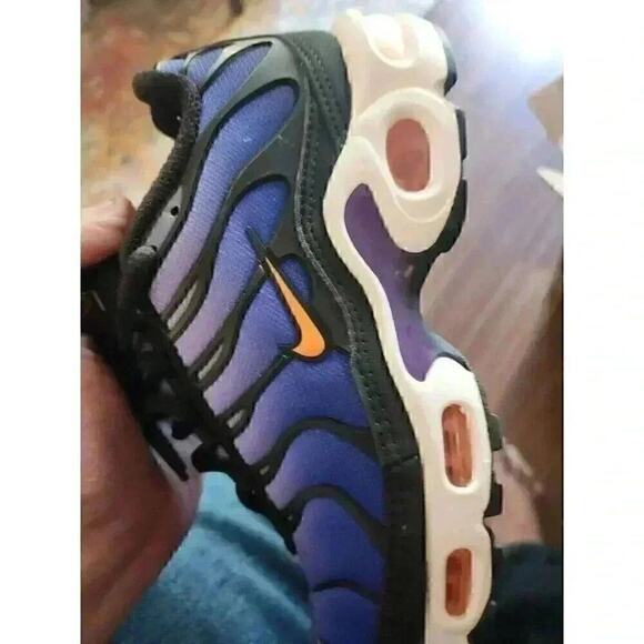 Sz Men 4 Women 5.5- Nike Air Max Plus Voltage Purple 2018 rare jordan NIB - Picture 9 of 15